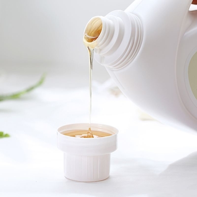 Giá tốt. Enzym Cellulase lỏng biến đổi cho xà phòng lỏng làm cho quần áo trắng hơn và sáng hơn trực tuyến
