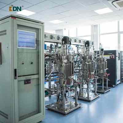 Giá tốt. Ph giá trị 8.0-9.0 Enzyme dệt Cas 9012-54-8 Trợ lý dệt cho chế biến dệt và cải thiện vải trực tuyến